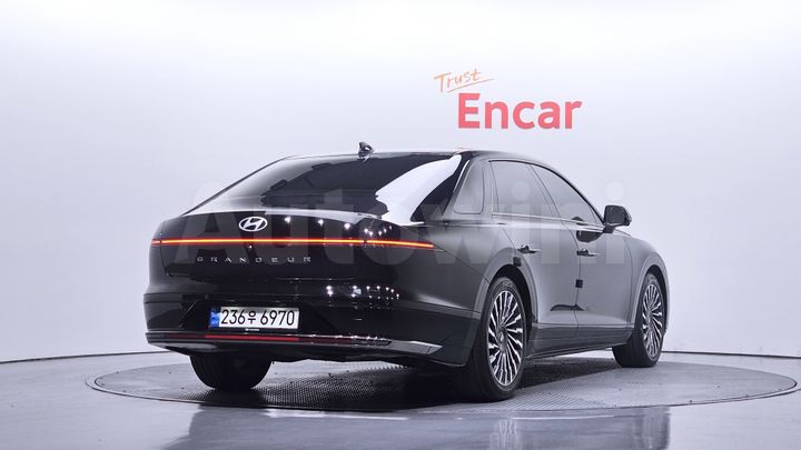 Hyundai Grandeur 2023 — 2