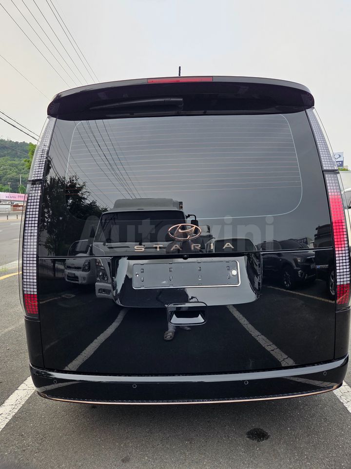 Hyundai Staria 2022 — 4
