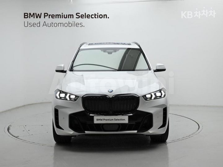 BMW X5 2025 WBA11EV0XS9130094 — 3
