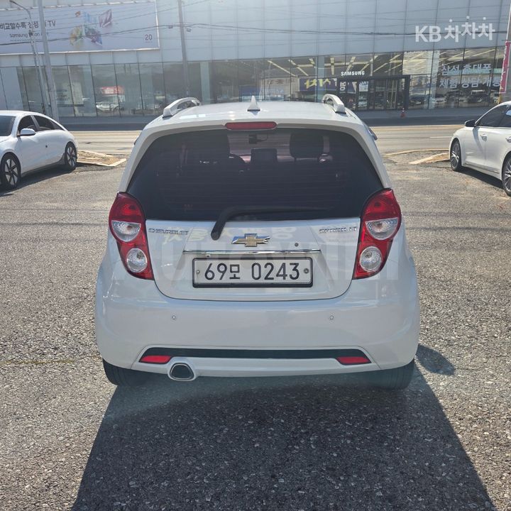 Chevrolet Spark 2015 KLYMC48VDFC764569 — 3