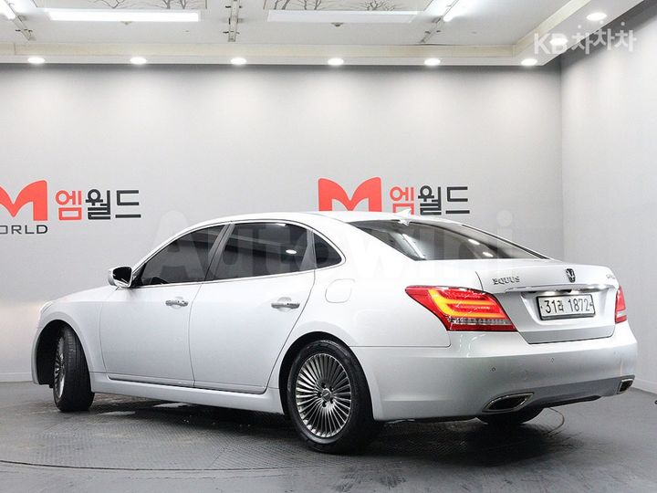 Hyundai Equus 2015 KMHGG41DBFU093326 — 3