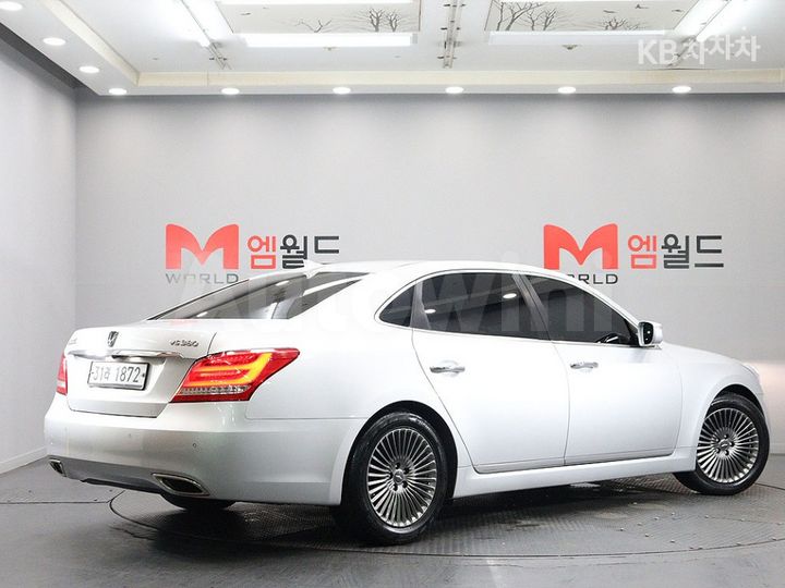 Hyundai Equus 2015 KMHGG41DBFU093326 — 4