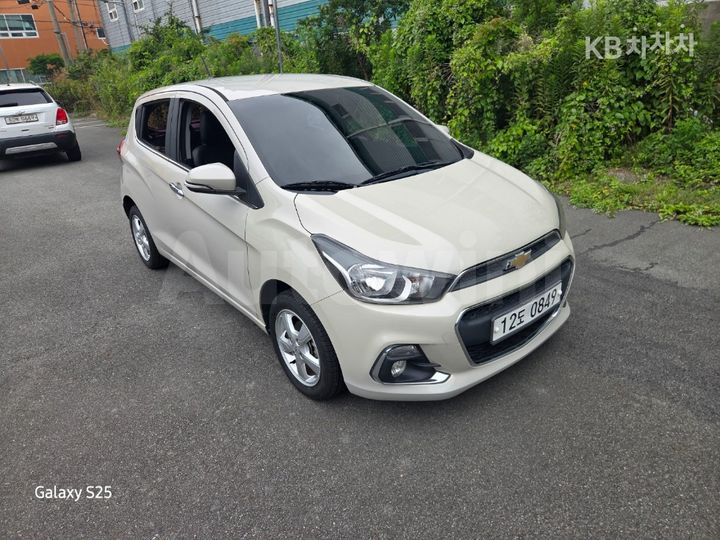 Chevrolet Spark 2017 KLYDC487DHC712300 — 3