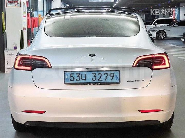 Tesla Model 3 2021 5YJ3E1EB5MF079249 — 5