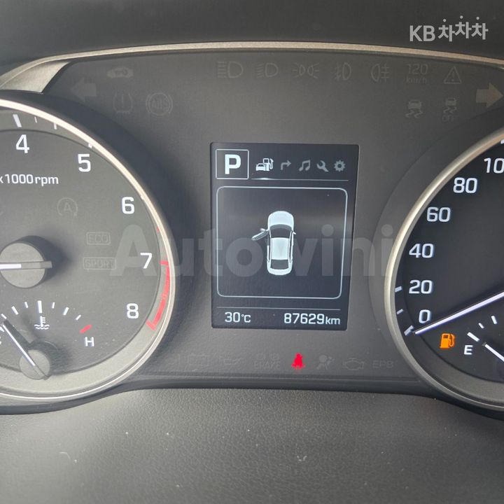 Hyundai Avante 2018 KMHD641DBJU468272 — 5