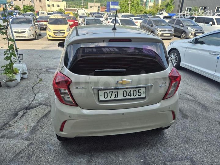 Chevrolet Spark 2016 KLYDC487DHC713263 — 3