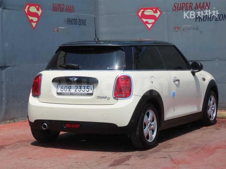Mini Cooper 2018 WMWXN3106J2E01333 — 3