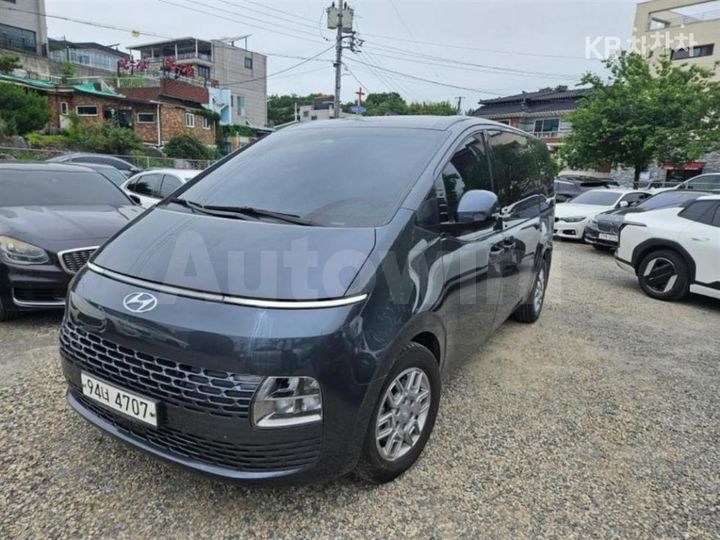 Hyundai Staria 2022 — 3