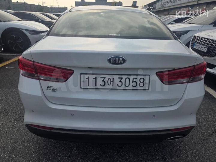 Kia K5 2018 — 5