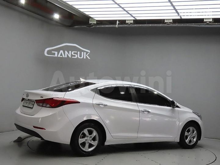 Hyundai Avante 2016 — 4