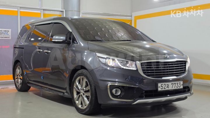 Kia Carnival 2017 — 3