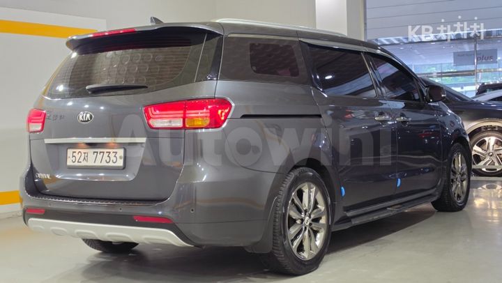 Kia Carnival 2017 — 4