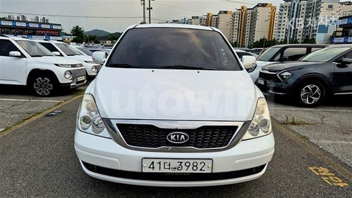 Kia Carnival 2014 — 3