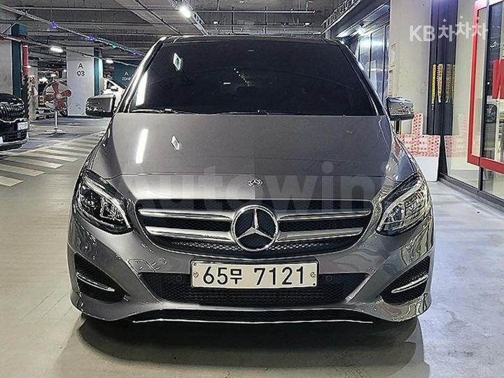 Mercedes Benz B Class