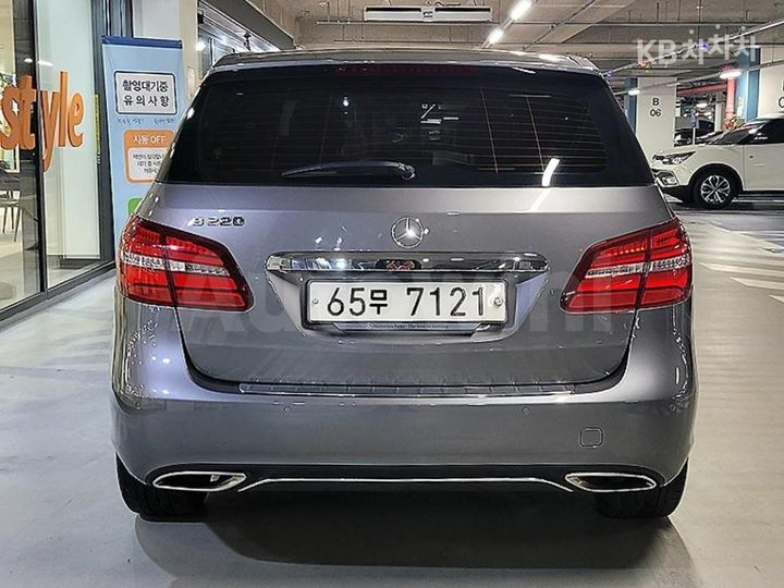 Mercedes Benz B Class