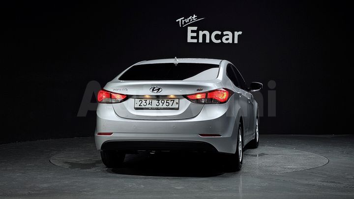 Hyundai Avante 2014 — 3
