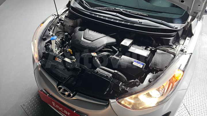 Hyundai Avante 2014 — 5