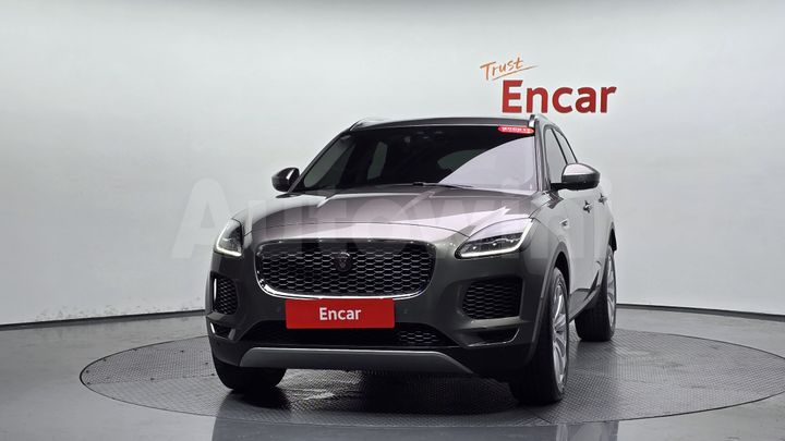 Jaguar E PACE 2019 — 3