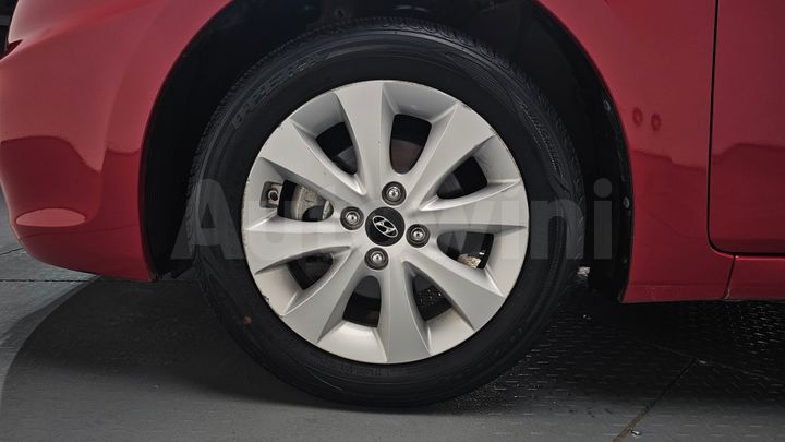 Hyundai Accent 2016 — 5