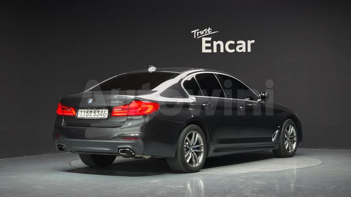 BMW 5 Series 2020 — 2