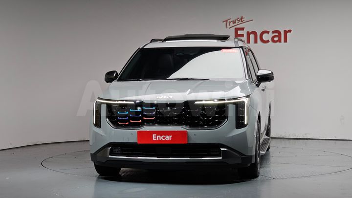 Kia Carnival 2025 — 2