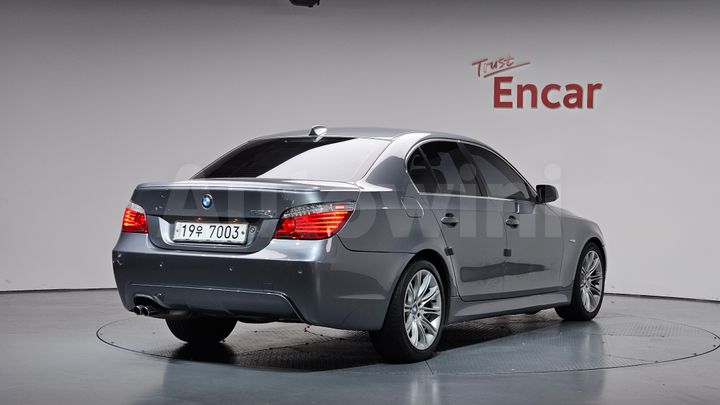 BMW 5 Series 2008 — 2