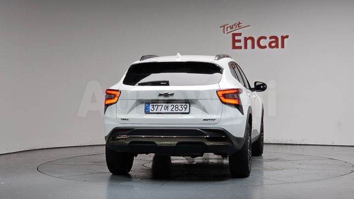 Chevrolet Trax 2024 — 4