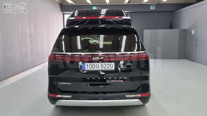 Kia Carnival 2022 KNANE813BPS237550 — 4