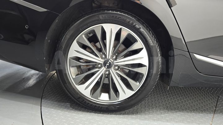 Kia K8 2023 — 4