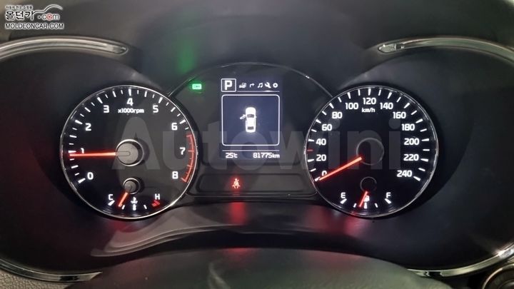 Kia K3 2018 KNAFK412BJA795261 — 5