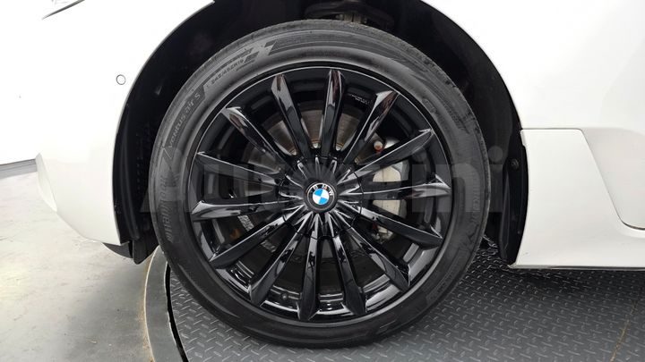 BMW 6 Series 2023 — 5