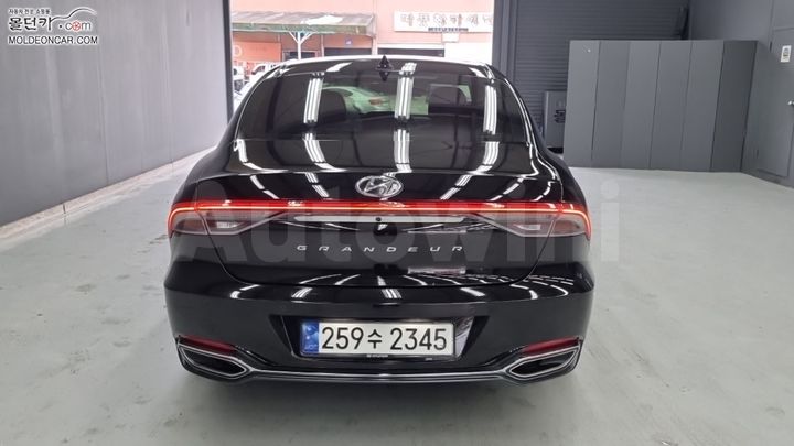 Hyundai Grandeur 2022 — 4