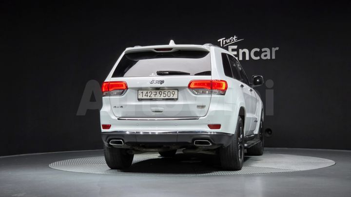 Jeep Cherokee 2020 — 4