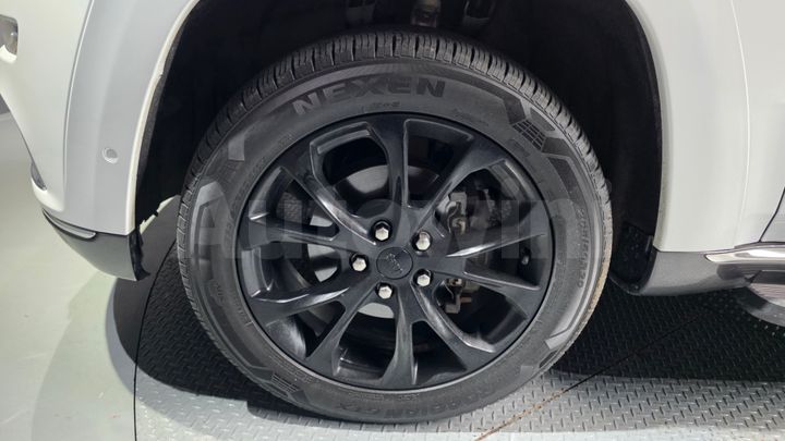 Jeep Cherokee 2020 — 5