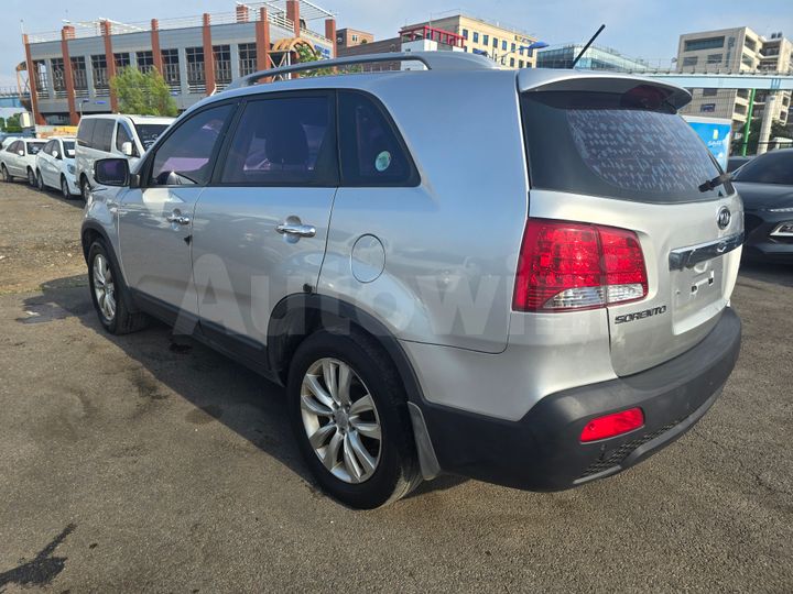 Kia Sorento 2010 — 3