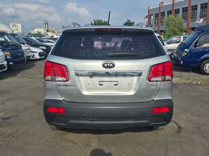 Kia Sorento 2010 — 4