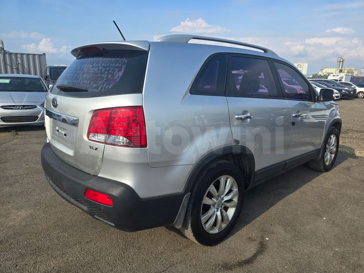 Kia Sorento 2010 — 5