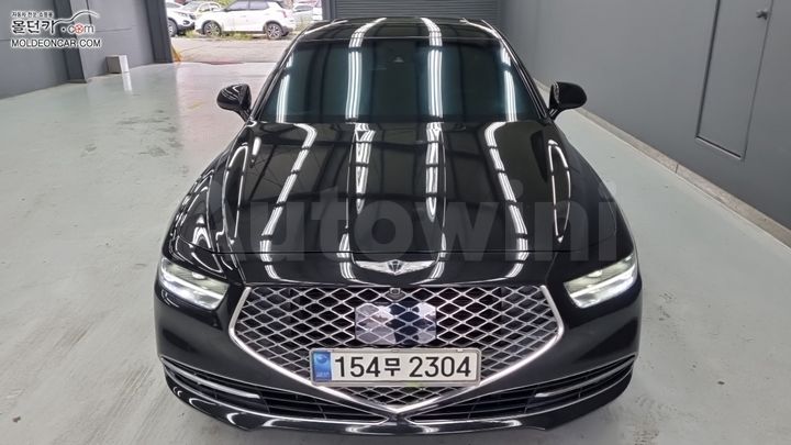 Genesis G90 2019 KMHG241DDKU065811 — 3