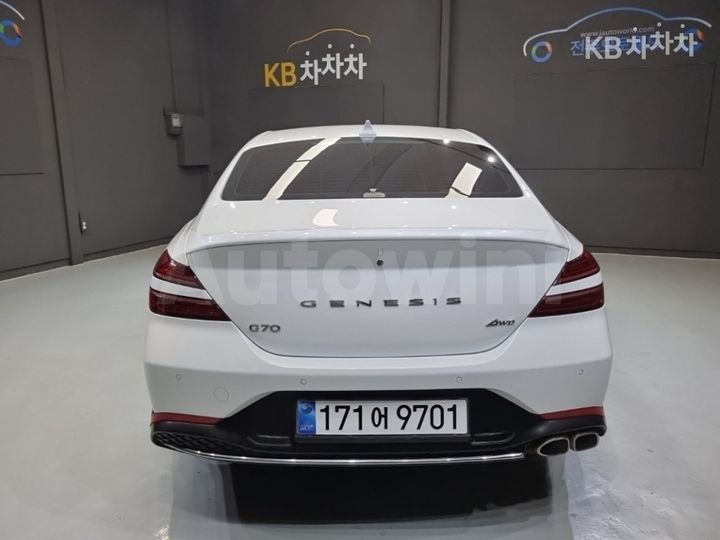 Genesis G70 2021 — 3