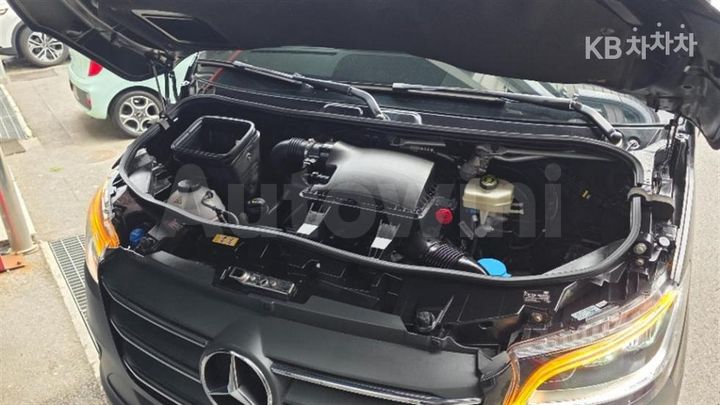 Mercedes Benz Sprinter