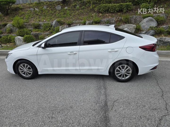 Hyundai Avante 2020 — 5