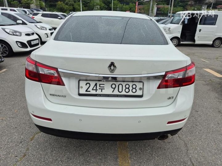Renault SM5 2014 KNMA4B2LMEP004674 — 2