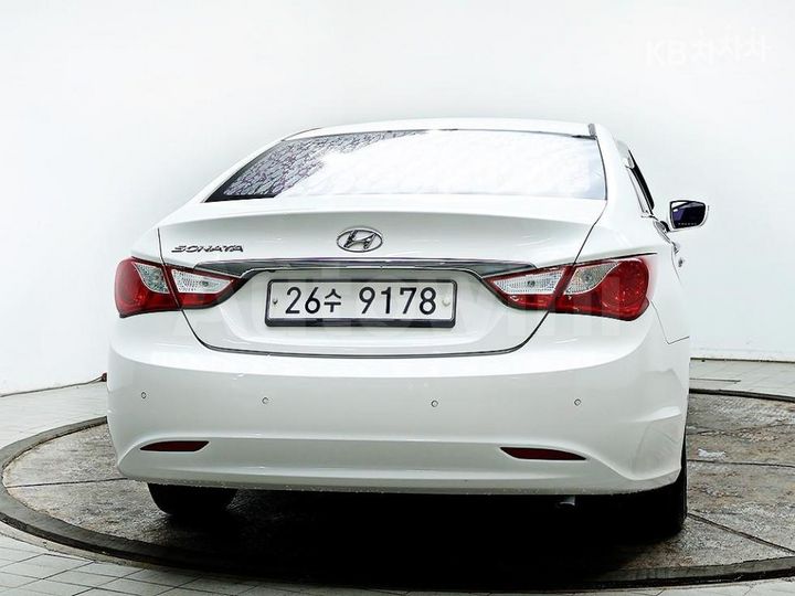 Hyundai Sonata 2014 KMHEC41LBEA606550 — 3