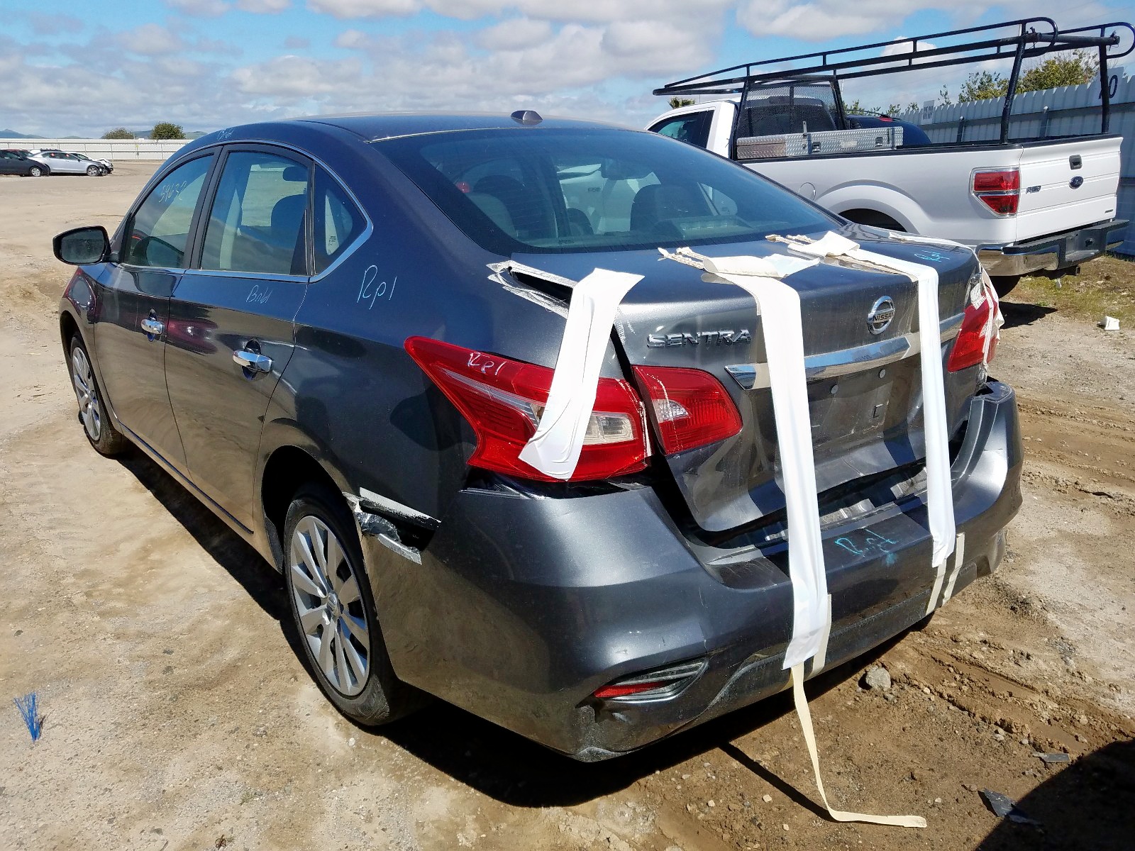 Nissan Sentra 2017 — 4