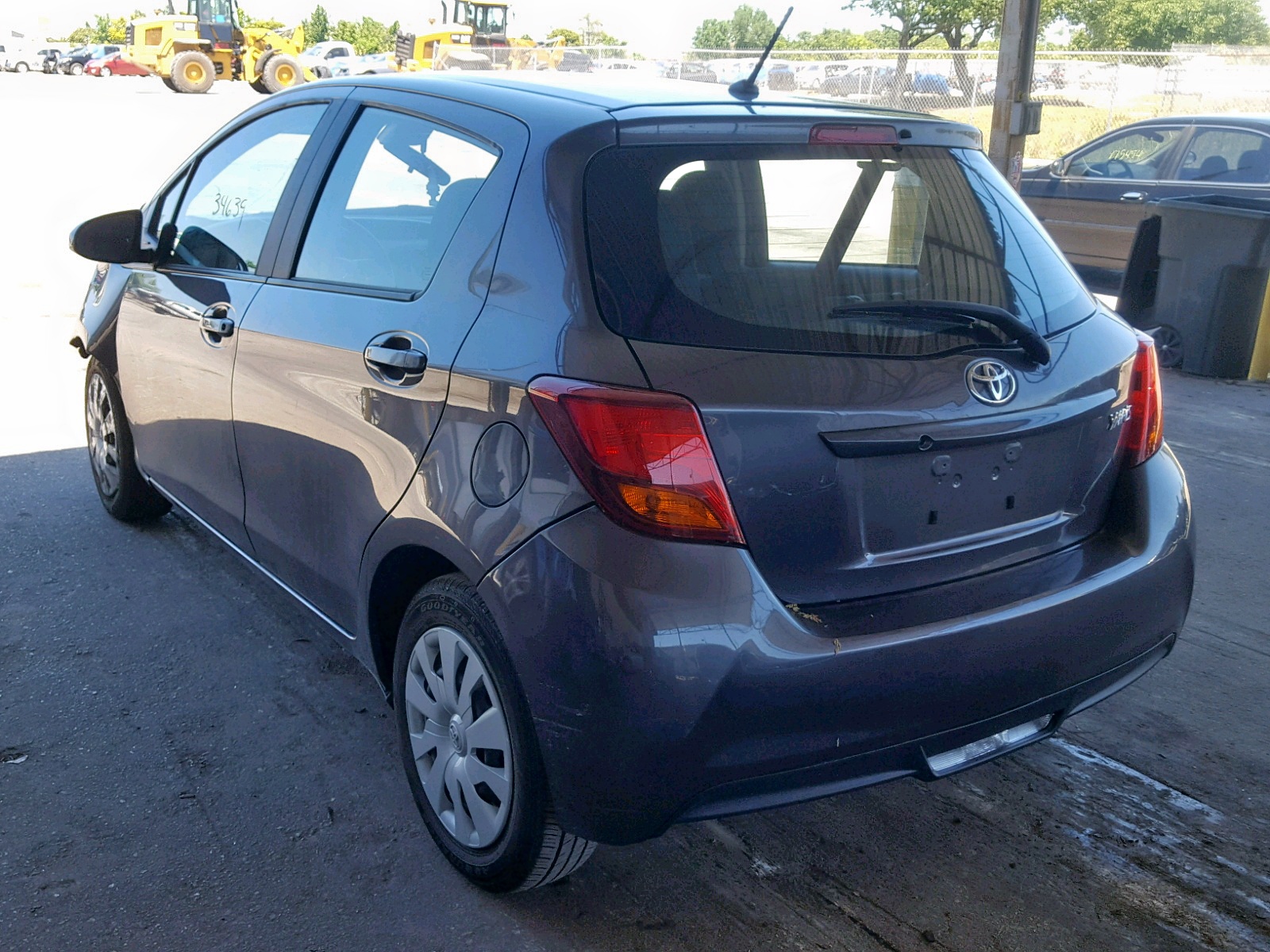Toyota Yaris 2017 — 4