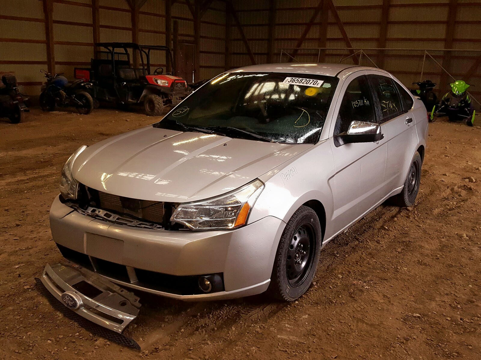 Ford Focus 2011 — 3