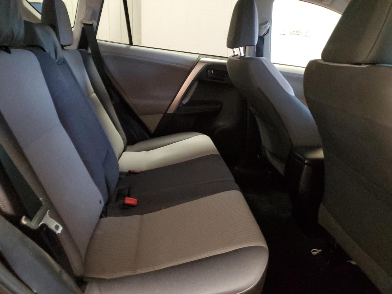 Toyota RAV4 2013 — 12