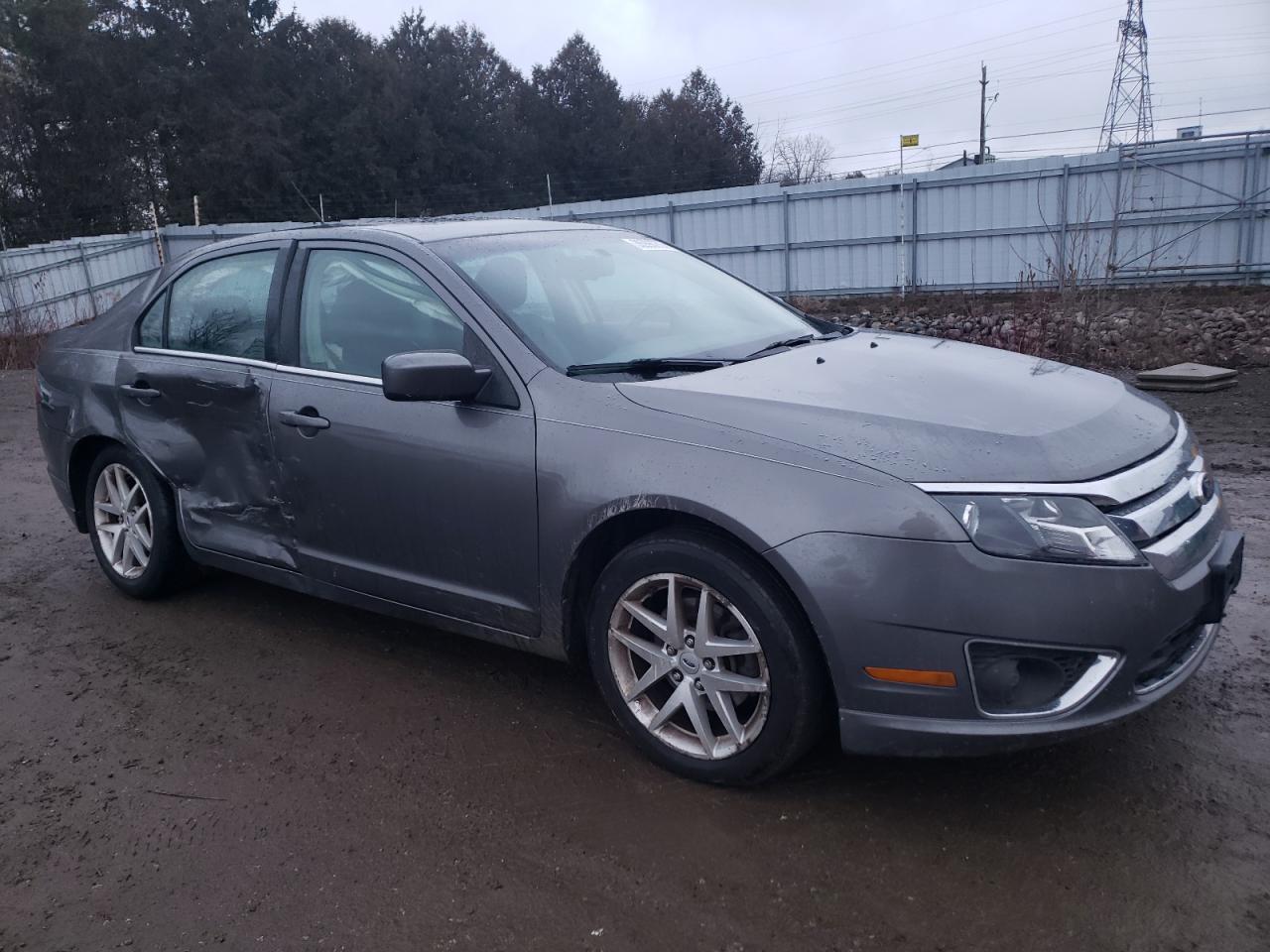 Ford Fusion 2010 — 4