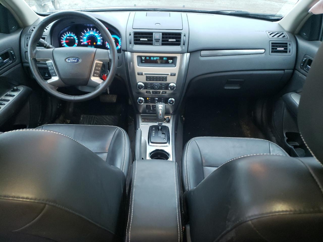 Ford Fusion 2010 — 8