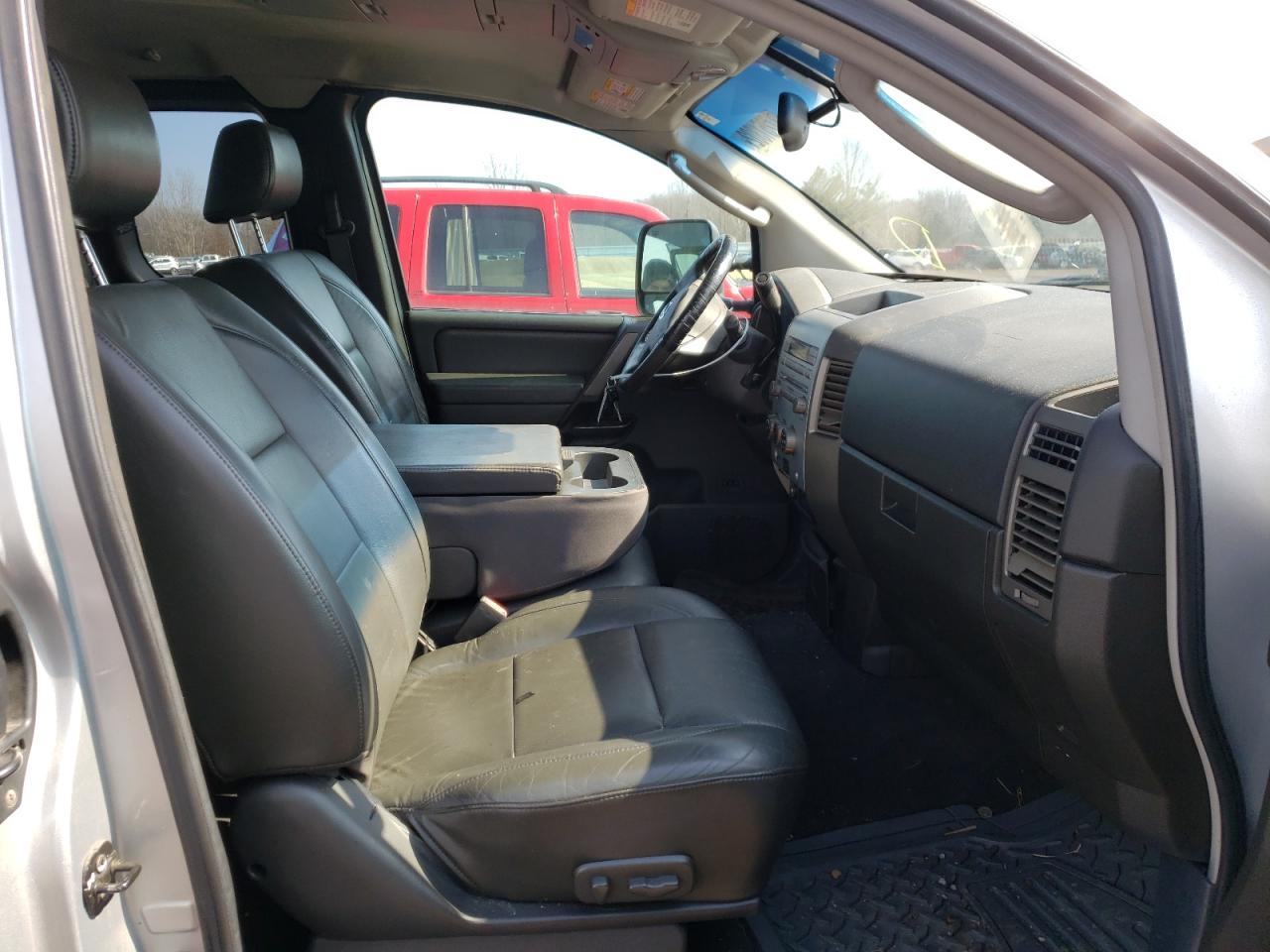 Nissan Titan 2005 — 5